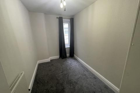 2 bedroom flat to rent, Cyprus Avenue, Lytham St. Annes, Lancashire, FY8