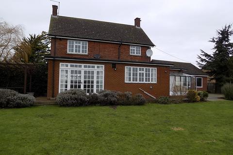3 bedroom detached house to rent, Sixteen Foot Bank, Stonea
