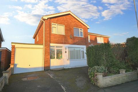 3 bedroom semi-detached house to rent, Thames Drive, Melton Mowbray, Leicestershire