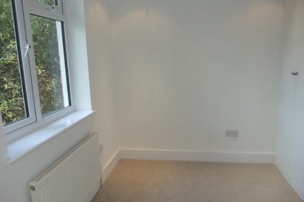 Single Bedroom 2