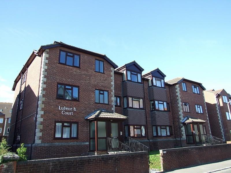 Swanage 2 bed flat £650 pcm (£150 pw)