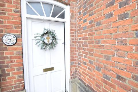 undefined, Crisfield Cottages, The Green, Bearsted £1100pcm