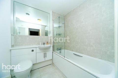 1 bedroom apartment to rent, Varcoe Gardens, Hayes