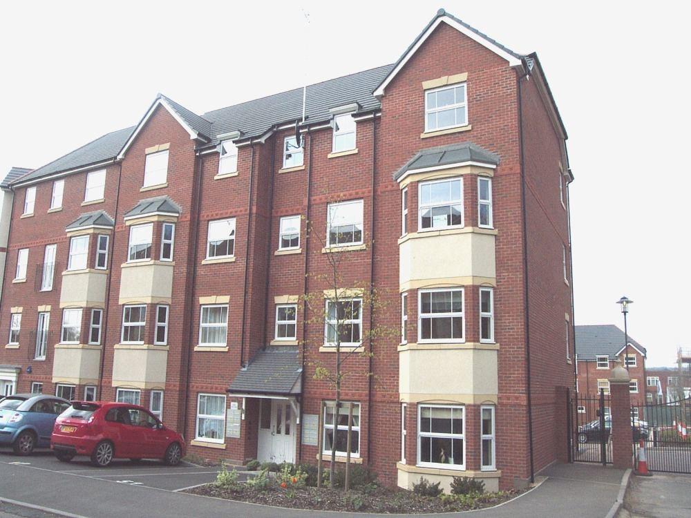 Trefoil Gardens, Amblecote, Stourbridge, DY8 2 bed flat £550 pcm (£