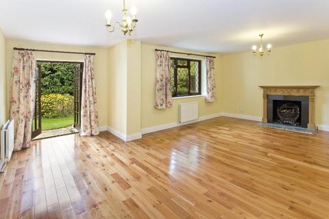 Carlessi Cottage Fireball Hill, Ascot, SL5 9PJ