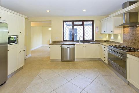 Carlessi Cottage Fireball Hill, Ascot, SL5 9PJ