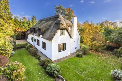 Carlessi Cottage Fireball Hill, Ascot, SL5 9PJ