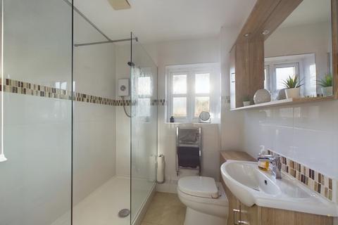 48 Bernard Gadsby Close, Ashbourne, DE6 1RB