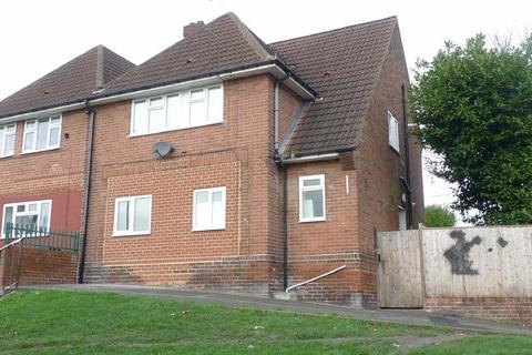 2 bedroom ground floor flat to rent, Broadlea Hill, Bramley