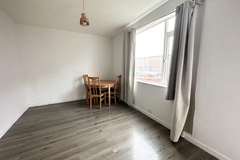 3 bedroom terraced house for sale, Hall Place, Leeds, West Yorkshire, LS9