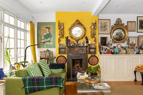 3 bedroom mews for sale, Denbigh Close, Notting Hill, London, W11