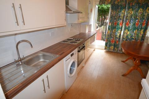 Tayport Close, London