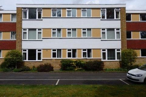 3 bedroom apartment to rent, Epsom