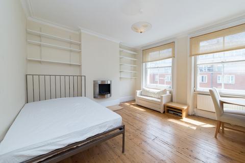 undefined, Fulham Road, Chelsea