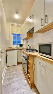 Studio to rent, London NW6
