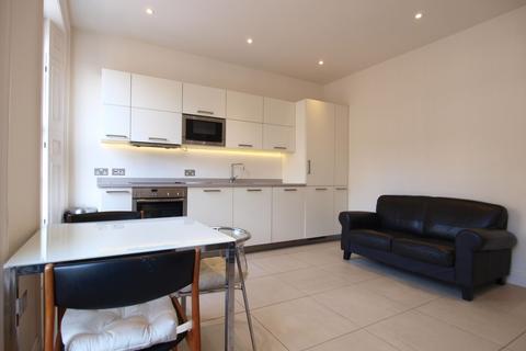 1 bedroom flat to rent, Amwell Street, Islington, EC1R