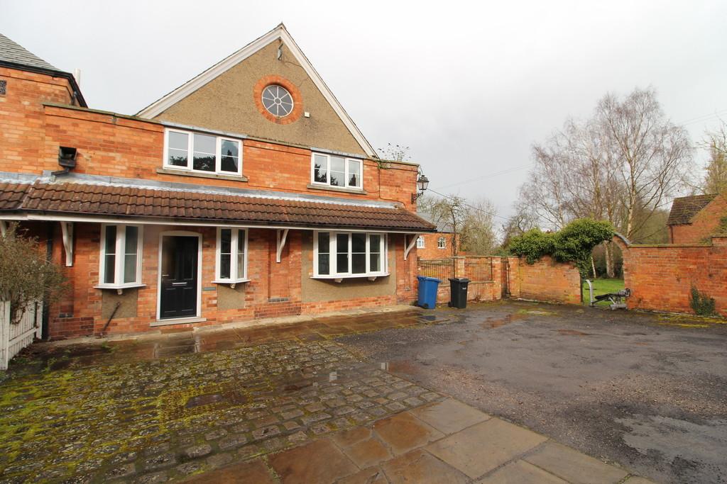 Pilham Hall, Pilham, Gainsborough 3 bed cottage £795 pcm (£183 pw)
