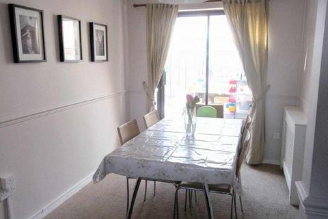 3 bedroom terraced house to rent, Thorncliffe Way, Ansley Common