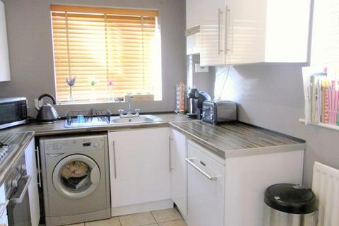 3 bedroom terraced house to rent, Thorncliffe Way, Ansley Common