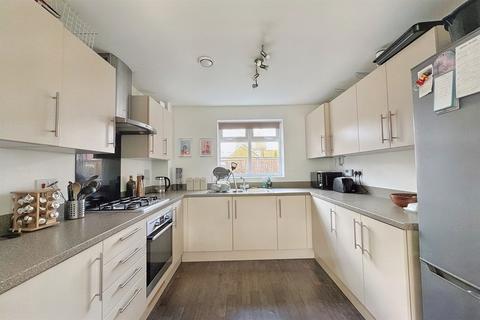 2 bedroom flat to rent, Wimborne