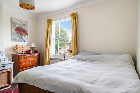 3 bedroom maisonette to rent, Lady Margaret Road, Tufnell Park, London