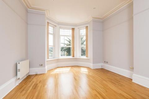 2 bedroom apartment to rent, South Parade, Southsea