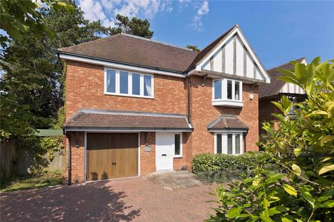 5 bedroom detached house to rent, Littleheath Lane, Cobham, Surrey, KT11