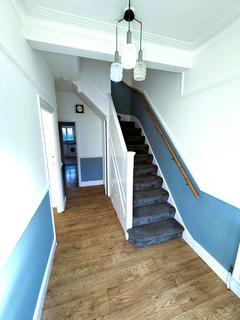 4 bedroom house to rent, St Andrews Road , Gants Hill IG1
