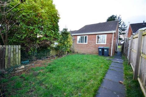 2 bedroom bungalow to rent, Kinross Drive, Stanley
