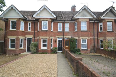 3 bedroom terraced house to rent, Upton