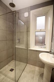1 bedroom in a house share to rent, 45 Wingrove Road, Newcastle Upon Tyne NE4