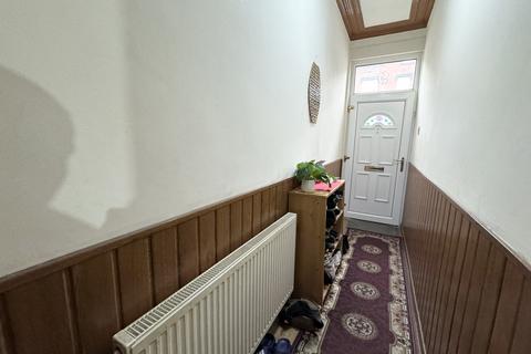 4 bedroom terraced house to rent, Sandhurst Place, Leeds, West Yorkshire, LS8