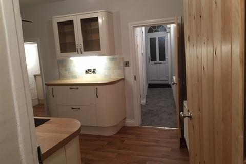 3 bedroom terraced house to rent, St John Street, Bridgwater, TA6