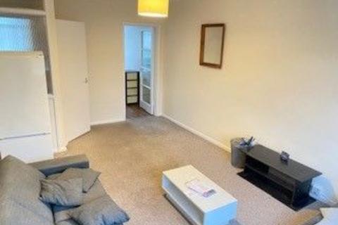 2 bedroom flat to rent, Amberley Court, Angell Road, Brixton, SW9