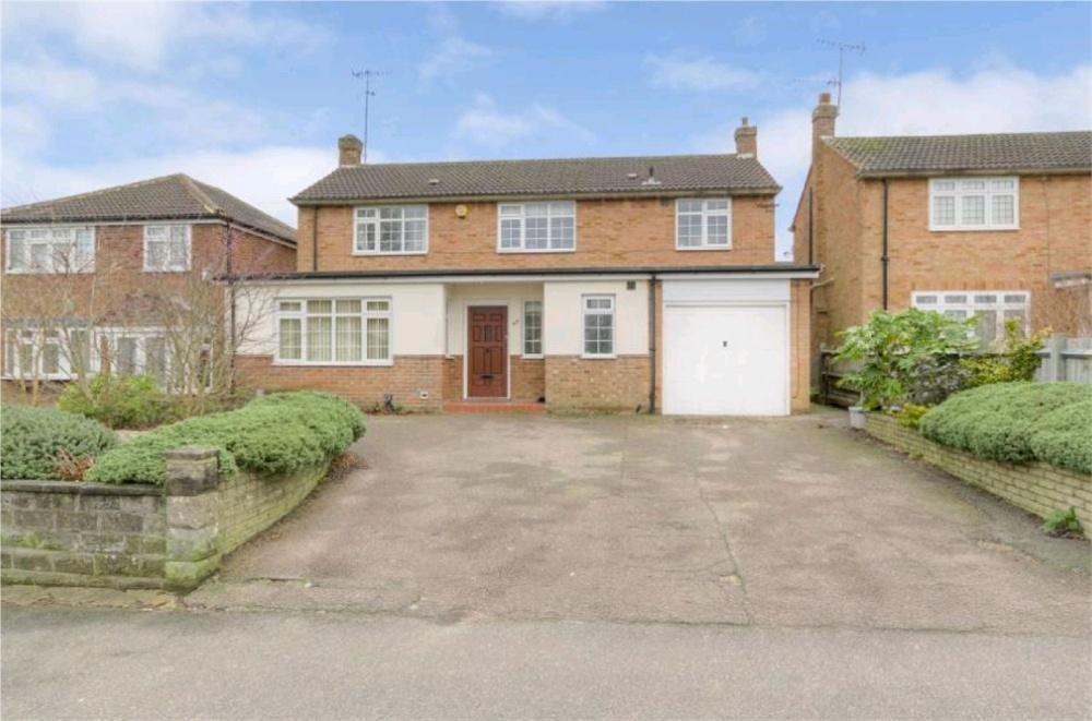 Sheepcot Lane, WATFORD, Hertfordshire 4 bed detached house £730,000