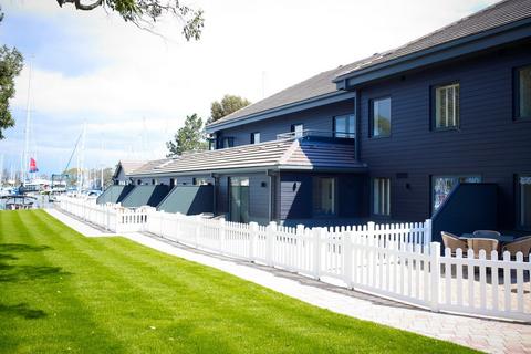1 bedroom flat to rent, The Salterns, Chichester Marina, Chichester, PO20