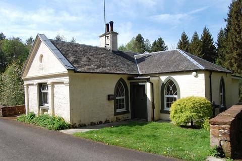 3 bedroom detached house to rent, Burnfoot Lodge, Barskimming, Mauchline, East Ayrshire, KA5