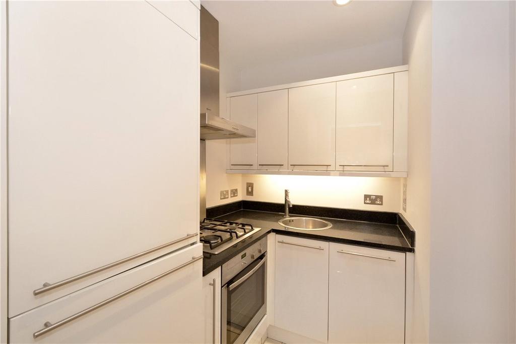 Apartment in London - View 3