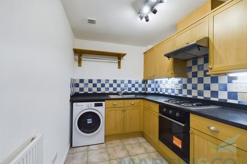 2 bedroom apartment to rent, Trevelyan Place, Heath Road