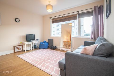 2 bedroom apartment to rent, Maia House, Celestia, Cardiff Bay