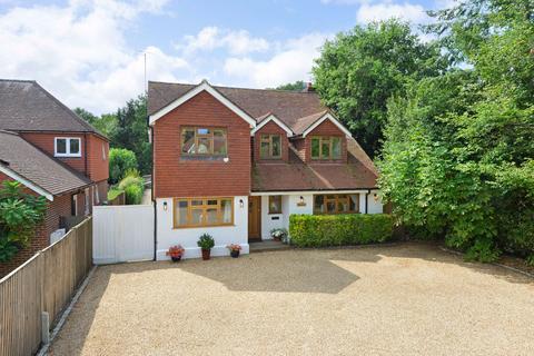 5 bedroom detached house for sale, Avenue Road, Cranleigh, GU6