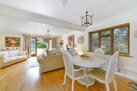 5 bedroom detached house for sale, Avenue Road, Cranleigh, GU6