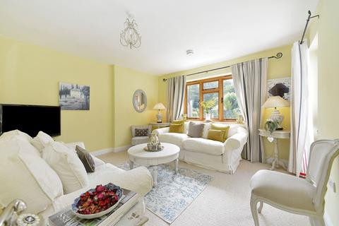 5 bedroom detached house for sale, Avenue Road, Cranleigh, GU6