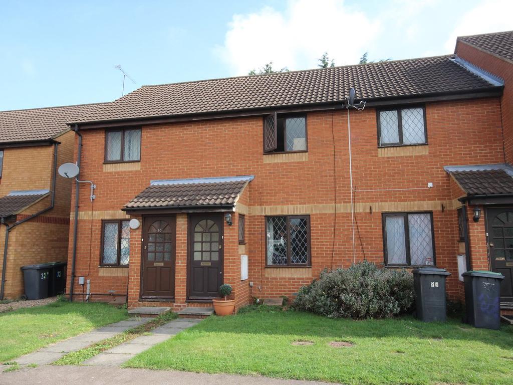 Astwood Drive, Flitwick, MK45 2 bed terraced house £220,000