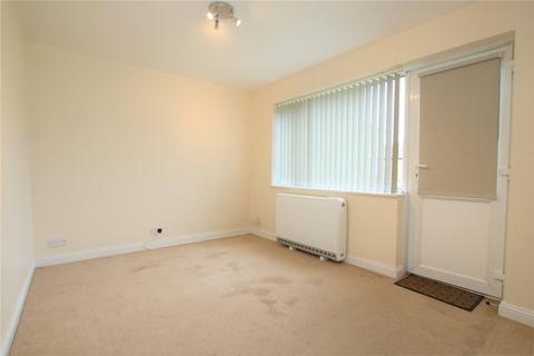 1 bedroom ground floor flat to rent, Selsdon Avenue, Woodley, Reading, Berkshire, RG5