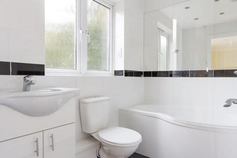 2 bedroom apartment to rent, Rainbow Quay, London SE16
