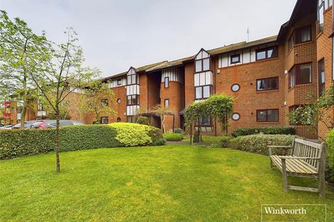 3 bedroom apartment to rent, Caversham Wharf, Waterman Place, Reading, Berkshire, RG1