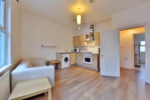 1 bedroom apartment to rent, Clarence Road, London, E5