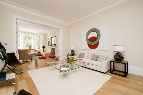 6 bedroom terraced house to rent, Russell Road, Kensington, London, W14