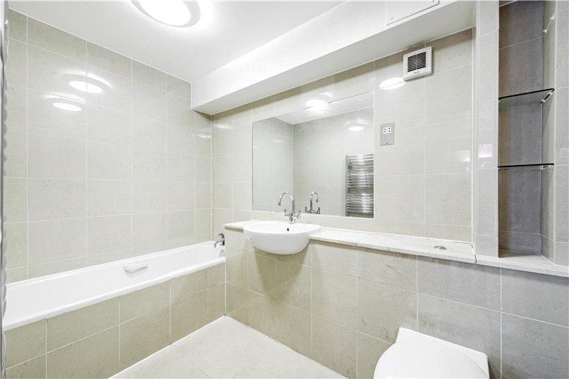 Apartment in London, South Kensington - More